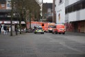 Einsatz BF Koeln Messerstecherei Koeln Porz Josefstr P05